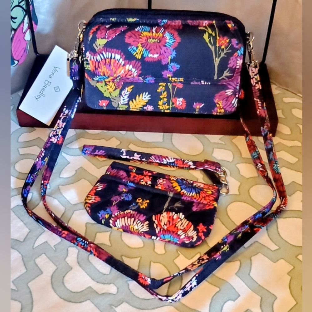 Vera Bradley Midnight Wildflowers Design NWT . Floral Women's Bag And Coin purse